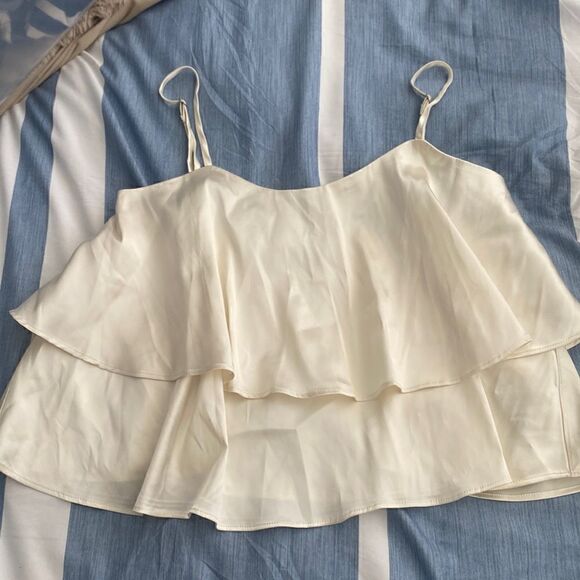 Silky camisole spaghetti adj strap cream 2 tiered top - Picture 2 of 9